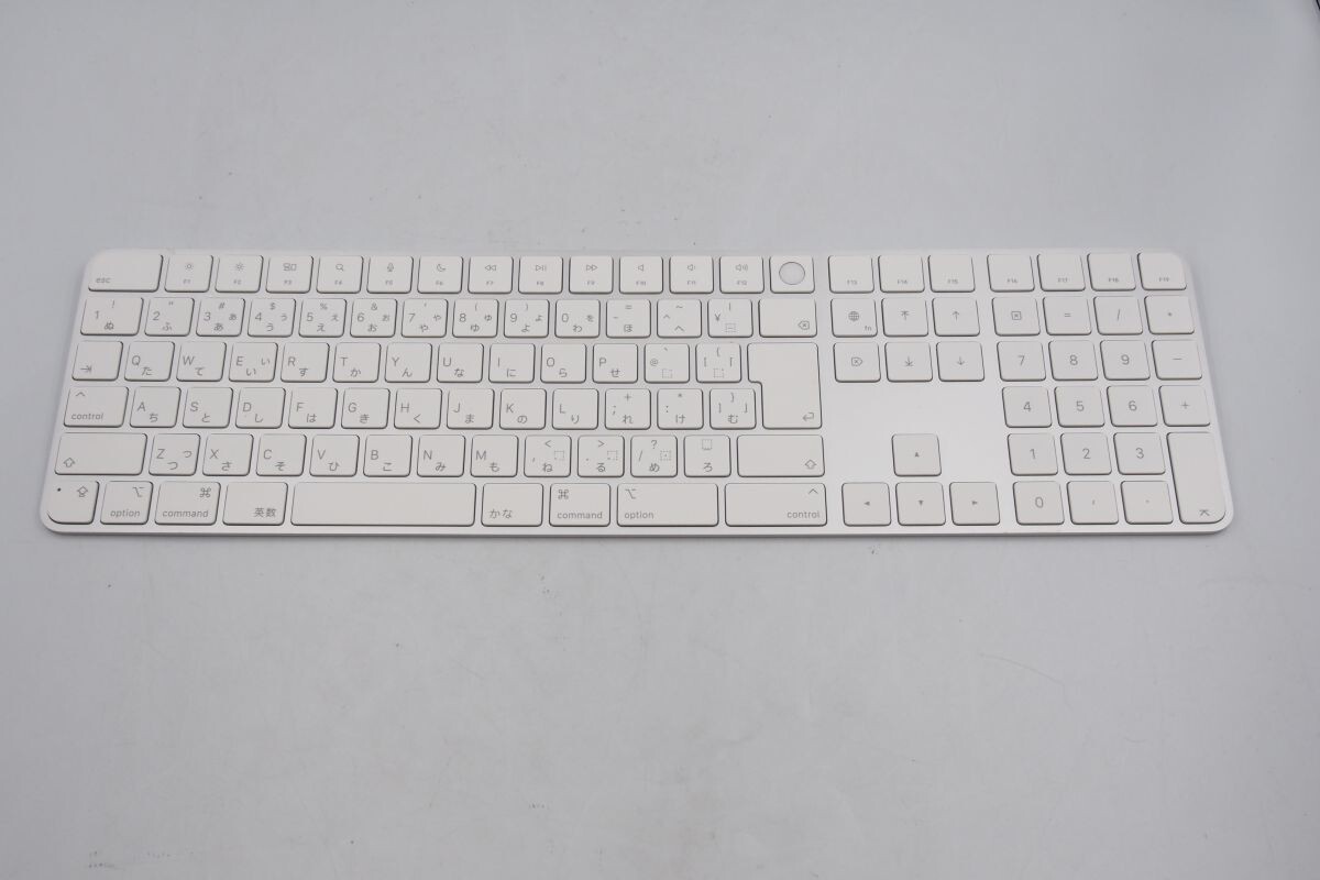 ☆ Полная гарантия возврата денег! Самая быстрая доставка! [Клавиатура Apple Magic Keyboard A2520 оснащена моделью Touch ID для Mac с кремнием / работа подтверждена] ☆ (202308-10010-PCkaitori)