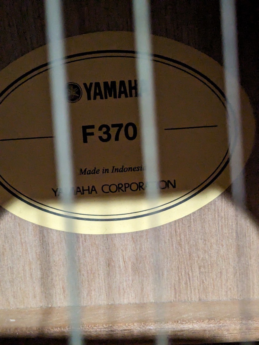 良音/美品/YAMAHA　F370 改FISHMANエレアコ　160サイズ着払い_画像3