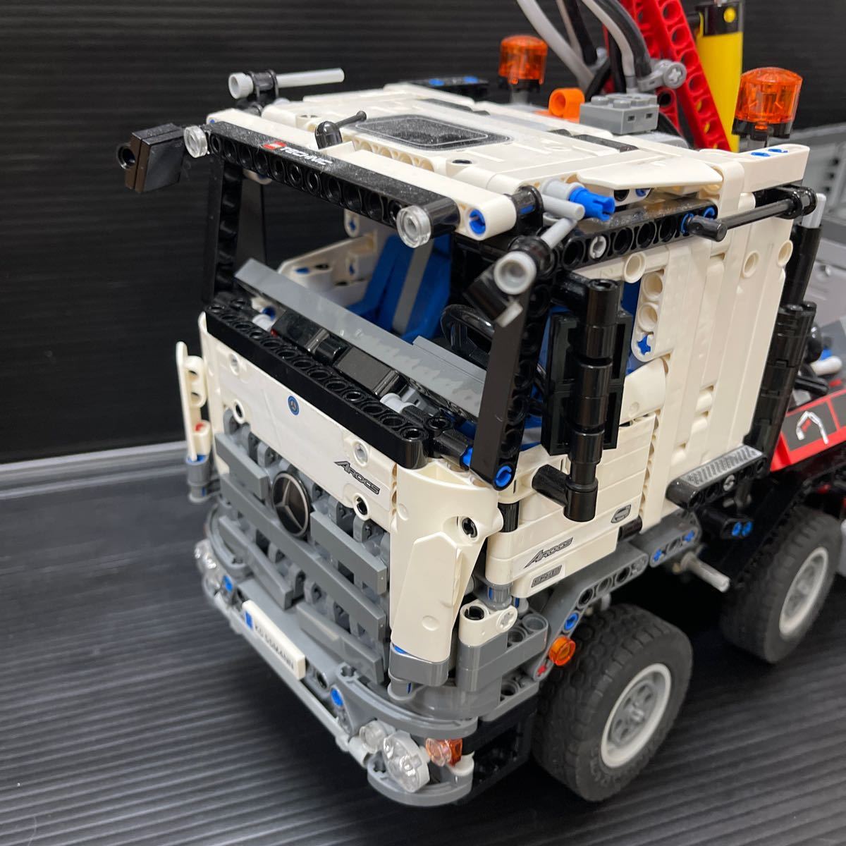 LEGO テクニック 組立済 メルセデス ベンツ アロクス　42043_画像2