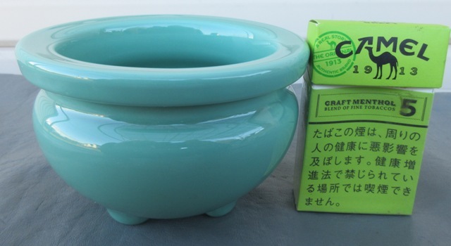 ☆未使用/展示品☆青磁 陶器製 丸香炉 無地４寸 直径12㎝ 青地 仏壇 仏具 線香立ての画像2