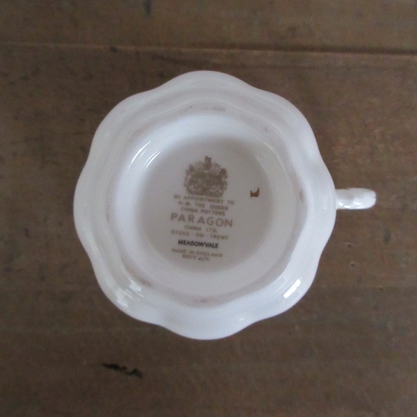 イギリス製 PARAGON パラゴン Meadowvale カップアンドソーサー ティーカップ コーヒーカップ ヴィンテージ雑貨 英国 tableware 1391sc_画像7