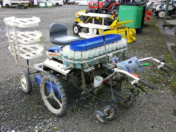 ◆徳島　イセキ　野菜移植機　ナウエルナナ　PVHR2　中古　農機具　あぐり家_画像4