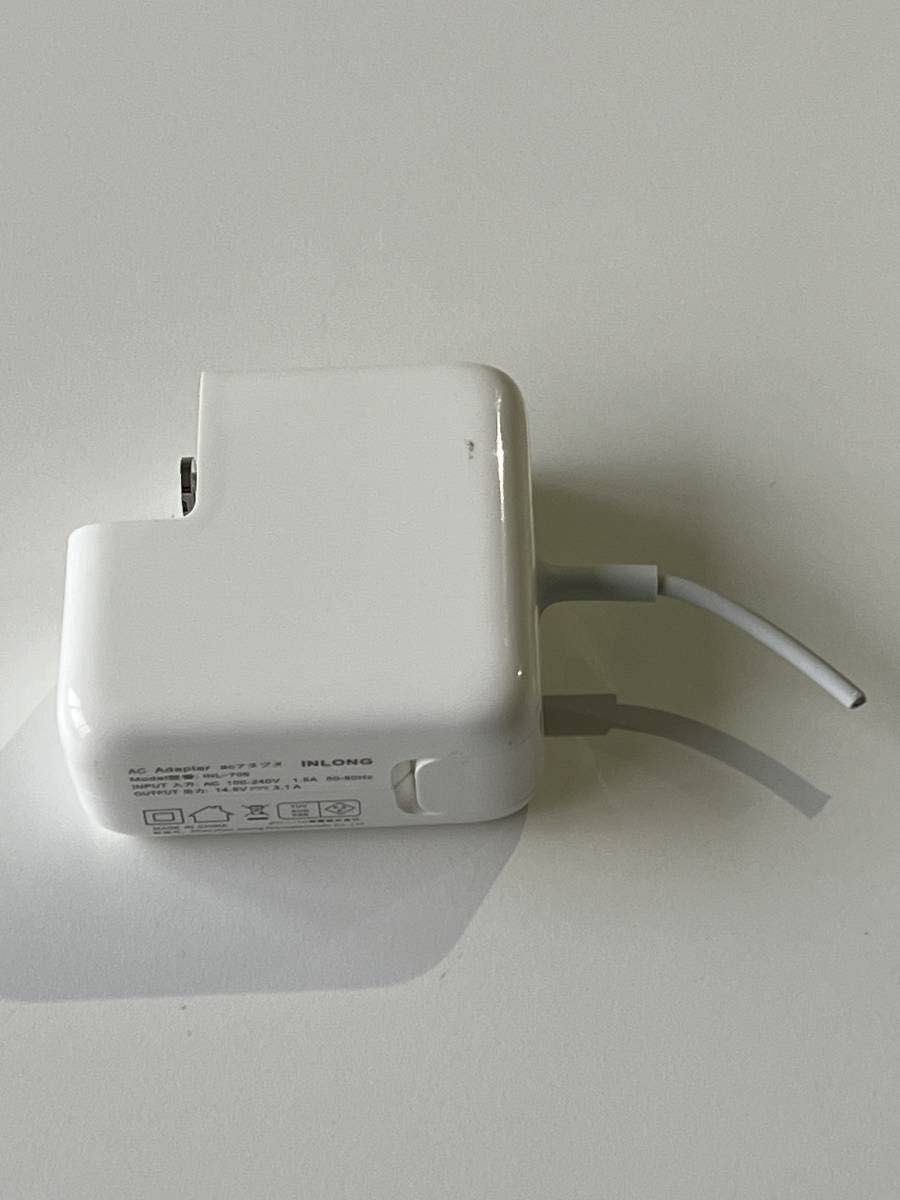 ACアダプタ Macbook Air 充電器 45W 中古 ジャンク INLONG社製 ACアダプタ Macbook Air 充電器 45W 中古 ジャンク INLONG社製