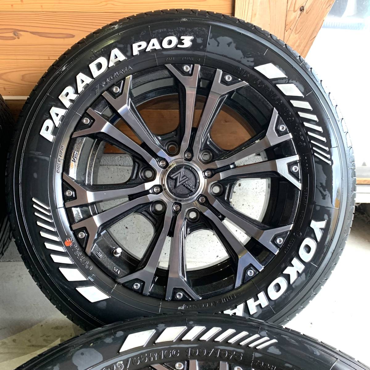 【美品】MID WHEELS NITRO POWER JAVELIN ハイエース 16 ナイトロパワー ジャベリン ホワイトレター 215/65R16 _画像3