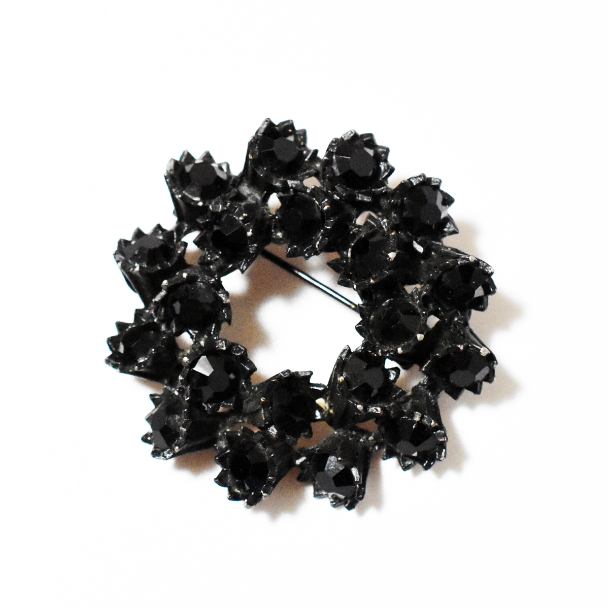 Vintage WEISS 1950′s black lease broochの画像1