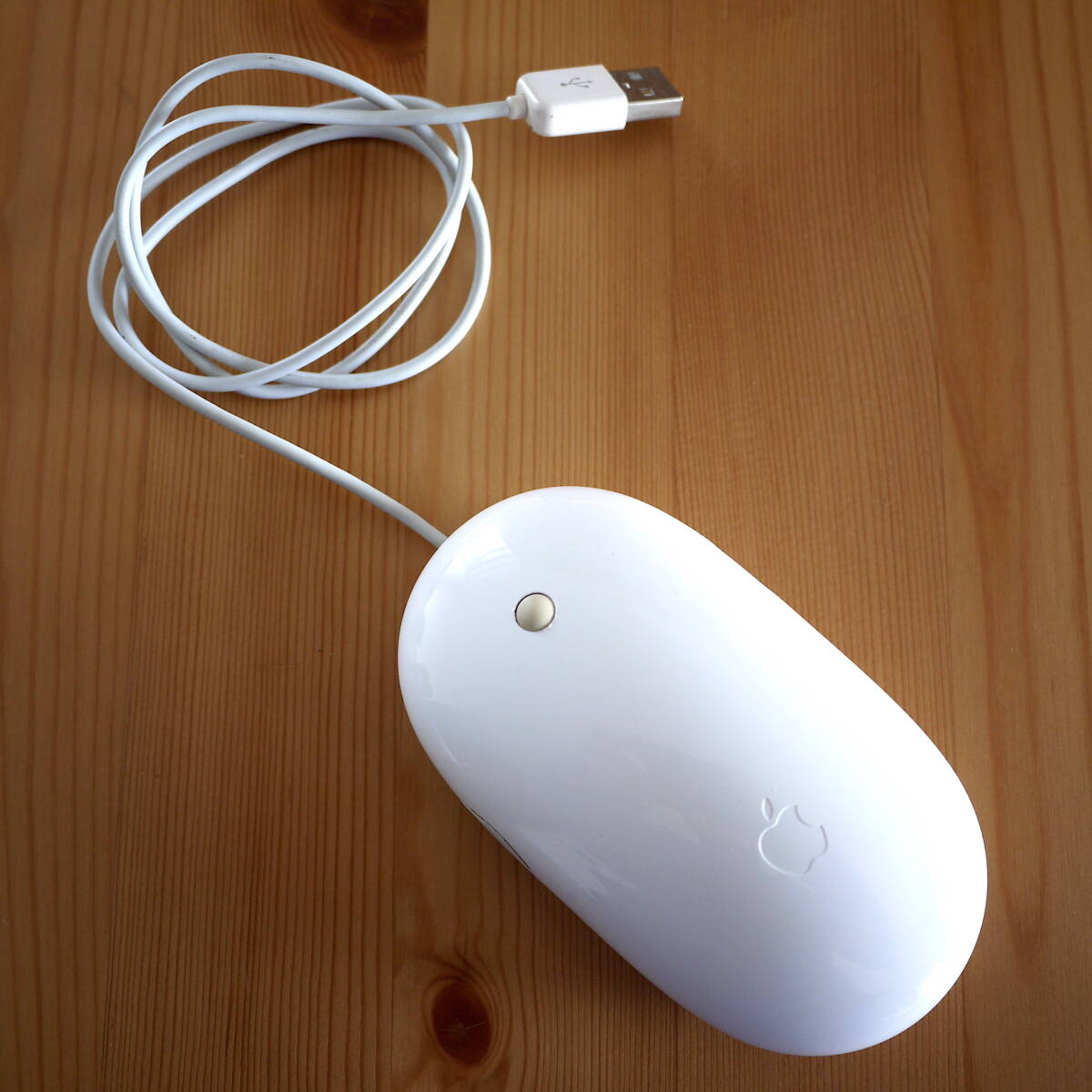 Apple Mighty Mouse アップル マイティマウス アップル純正USBマウス iMac用〈 A1152 〉美品の画像2