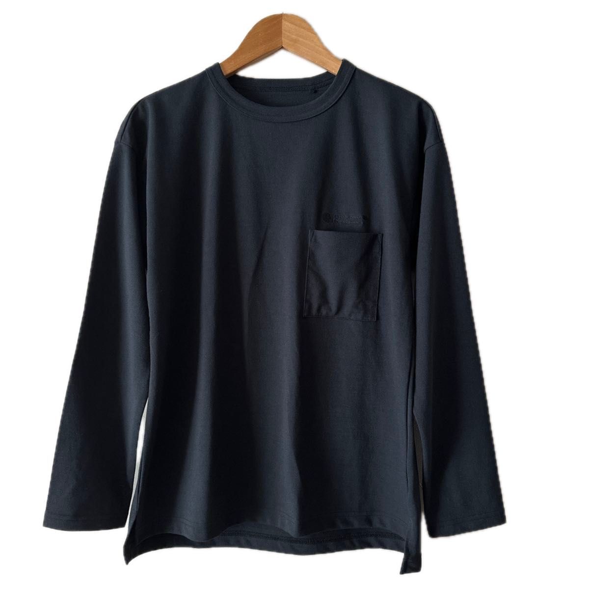 MIZUNO ミズノ メンズロングスリーブクルーネックTシャツ USED XS 大きめ 濃紺 美品 ブラック刺繍ロゴ