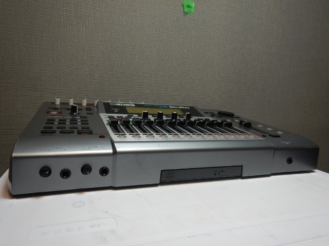 A15　BOSS ボス　BR-1600　デジタルレコーディングスタジオ マルチトラックレコーダー ギター用MTR　DIGITAL RECORDING STUDIO_画像1