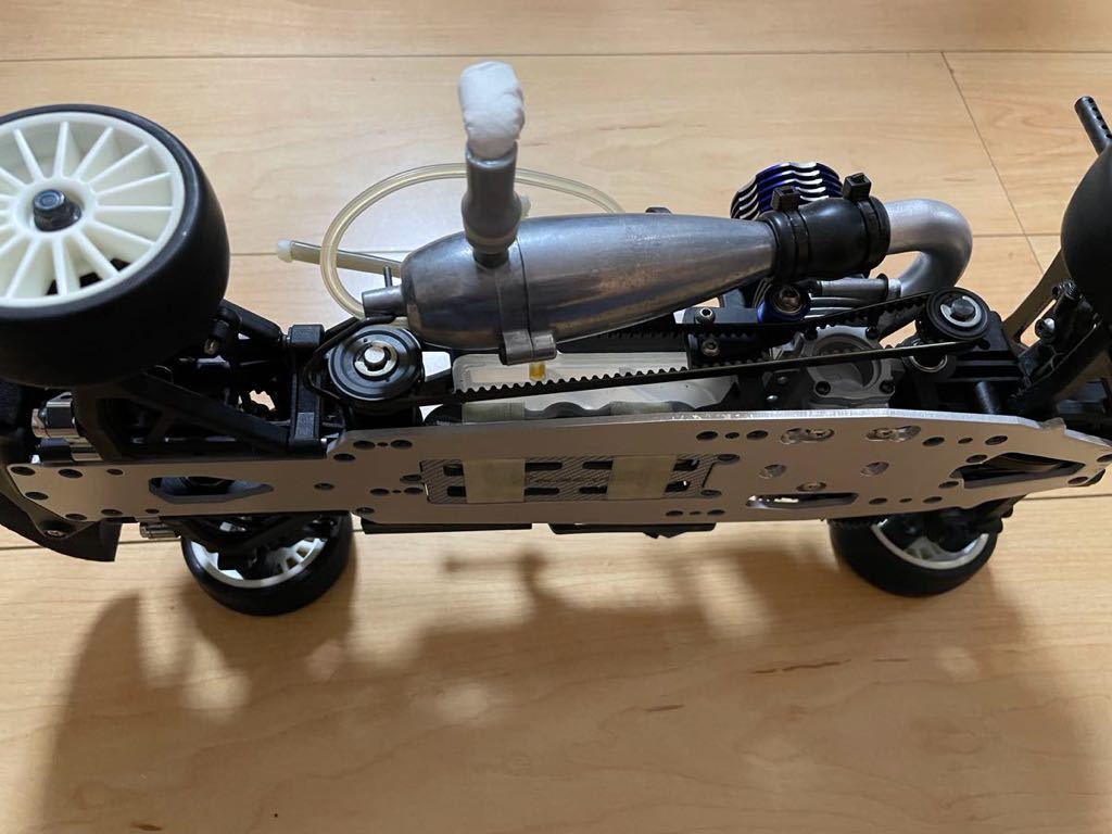 1/10 京商 GP エンジンカー V-ONE SR シャーシ オプション付き 1/10 京商 GP エンジンカー V-ONE SR シャーシ オプション付き