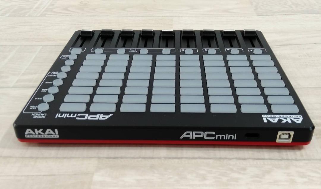 Akai Professional MIDIコントローラー APC mini_画像4