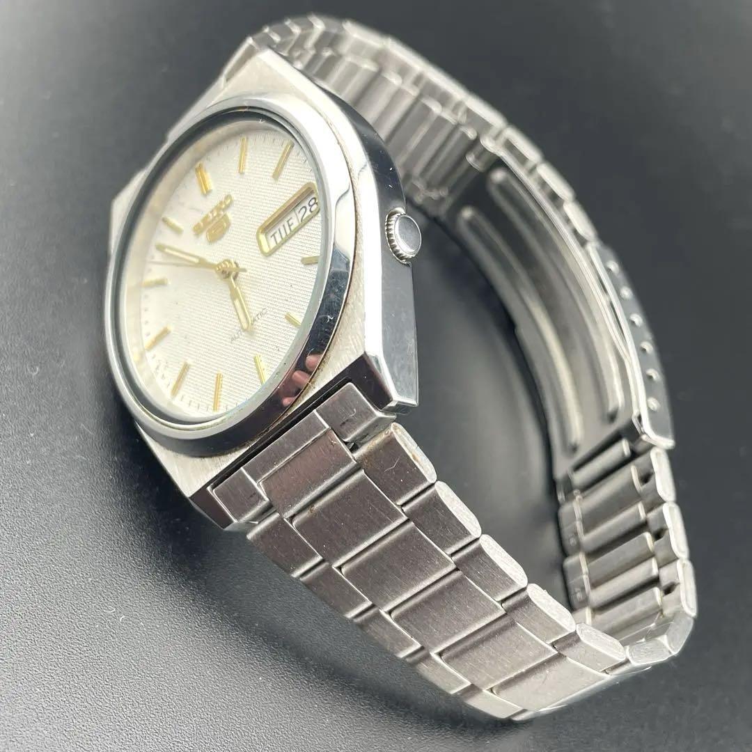 c233【セイコー5】SEIKO 金 ゴールド ホワイト オートマチック 自動巻き 7S26 ステンレス オイスターブレス カレンダー 時計 廃盤 38 20_画像2