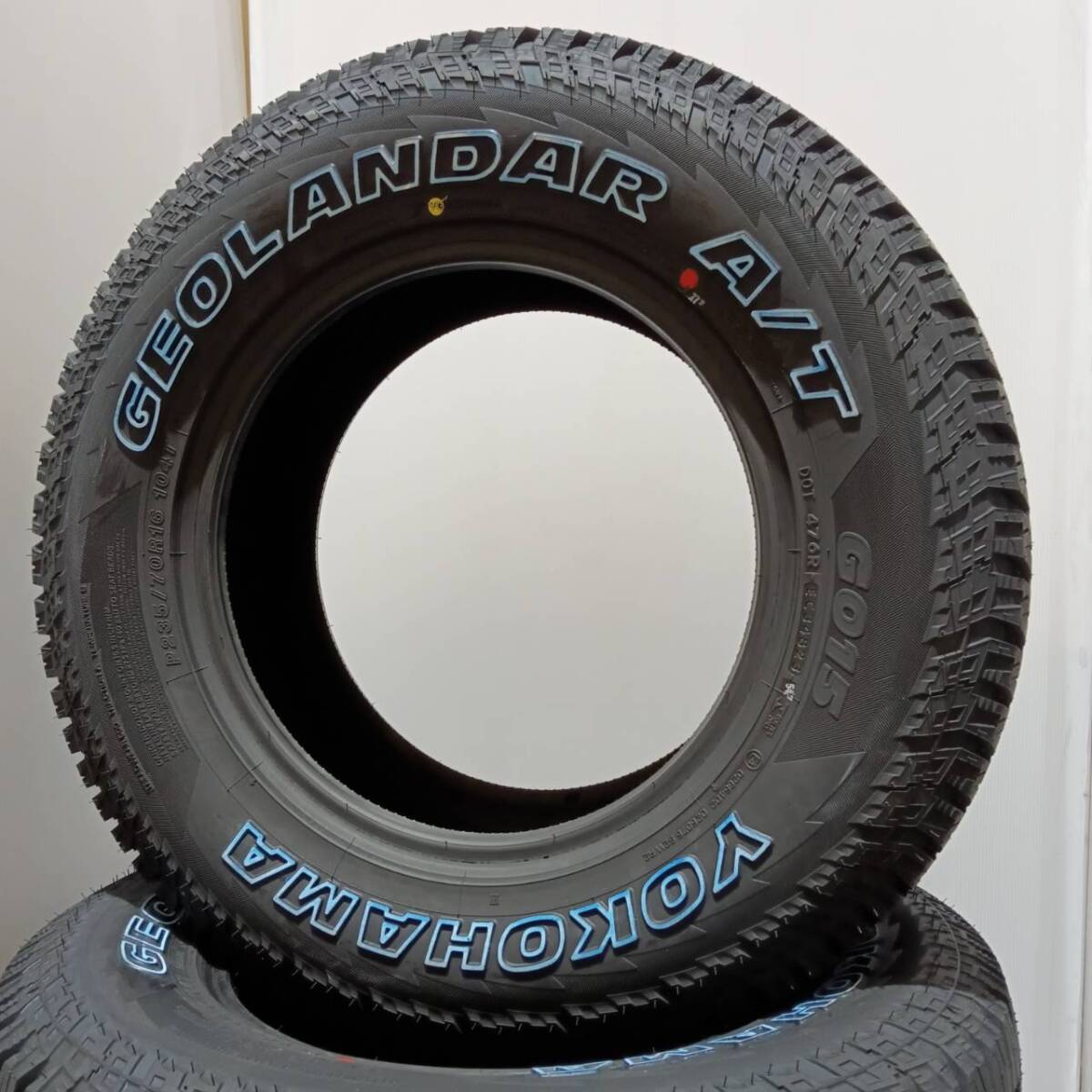 新品 未使用品 ヨコハマ ジオランダーA/T G015 P235/70R16 104T 4本 2023年製 ホワイトレター 235/70-16 タイヤ単品4本_画像2