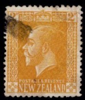 ニュージーランド切手　ジョージ５世 普通切手 ２d. 　使用済 （#147）_画像1