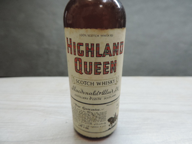 ★ＨＩＣＨＬＡＮＤ　　ＱＵＥＥＮ★　　スコッチウイスキー　　ミニボトル・古酒_画像9