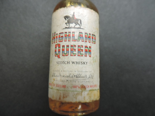 ★ＨＩＧＨＬＡＮＤ　ＱＵＥＥＮ★　　スコッチウイスキー　　４８　　４３度　　　ミニボトル・古酒_画像2