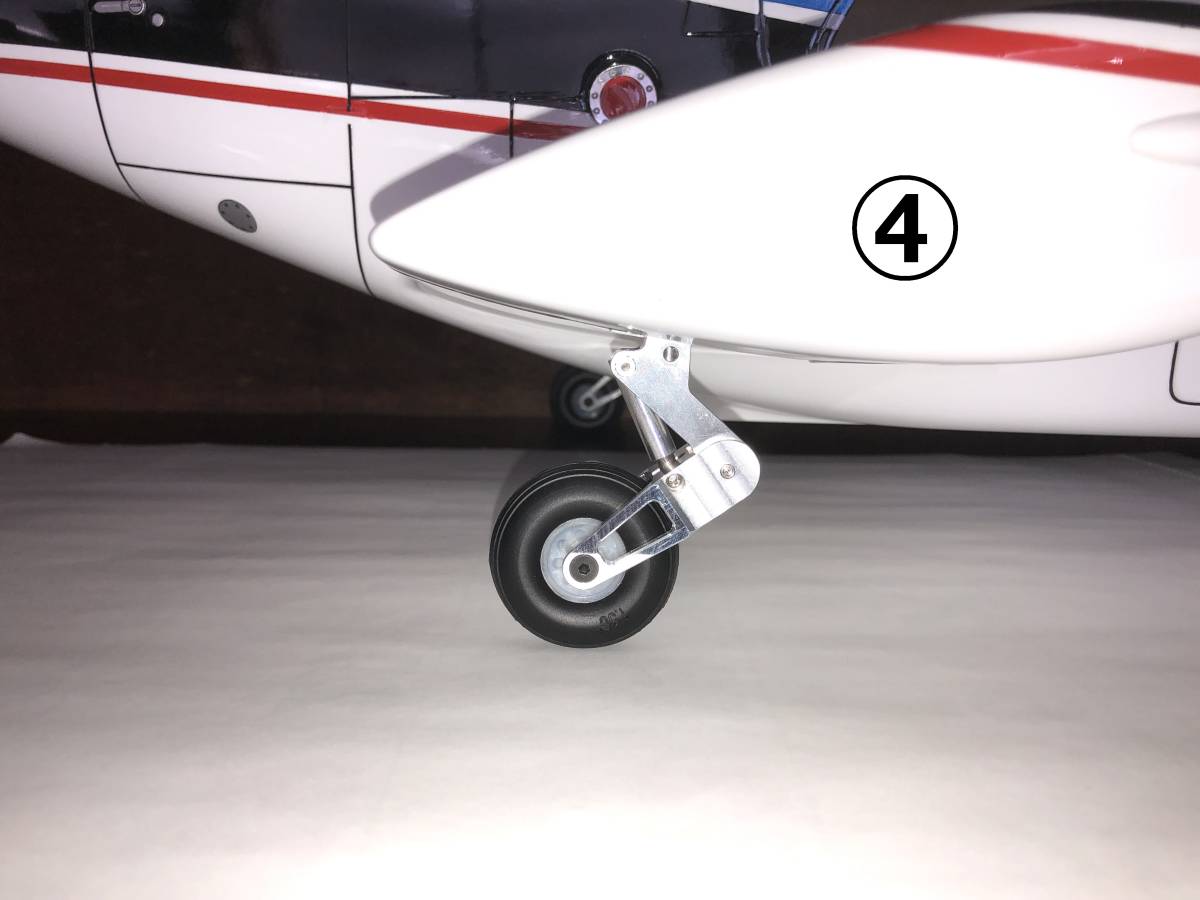 ランディングギア(タイヤ付き)ヒロボー・FUN-KEY BELL222&AIRWOLF700サイズ（オレオ脚）最後の１セットですの画像4