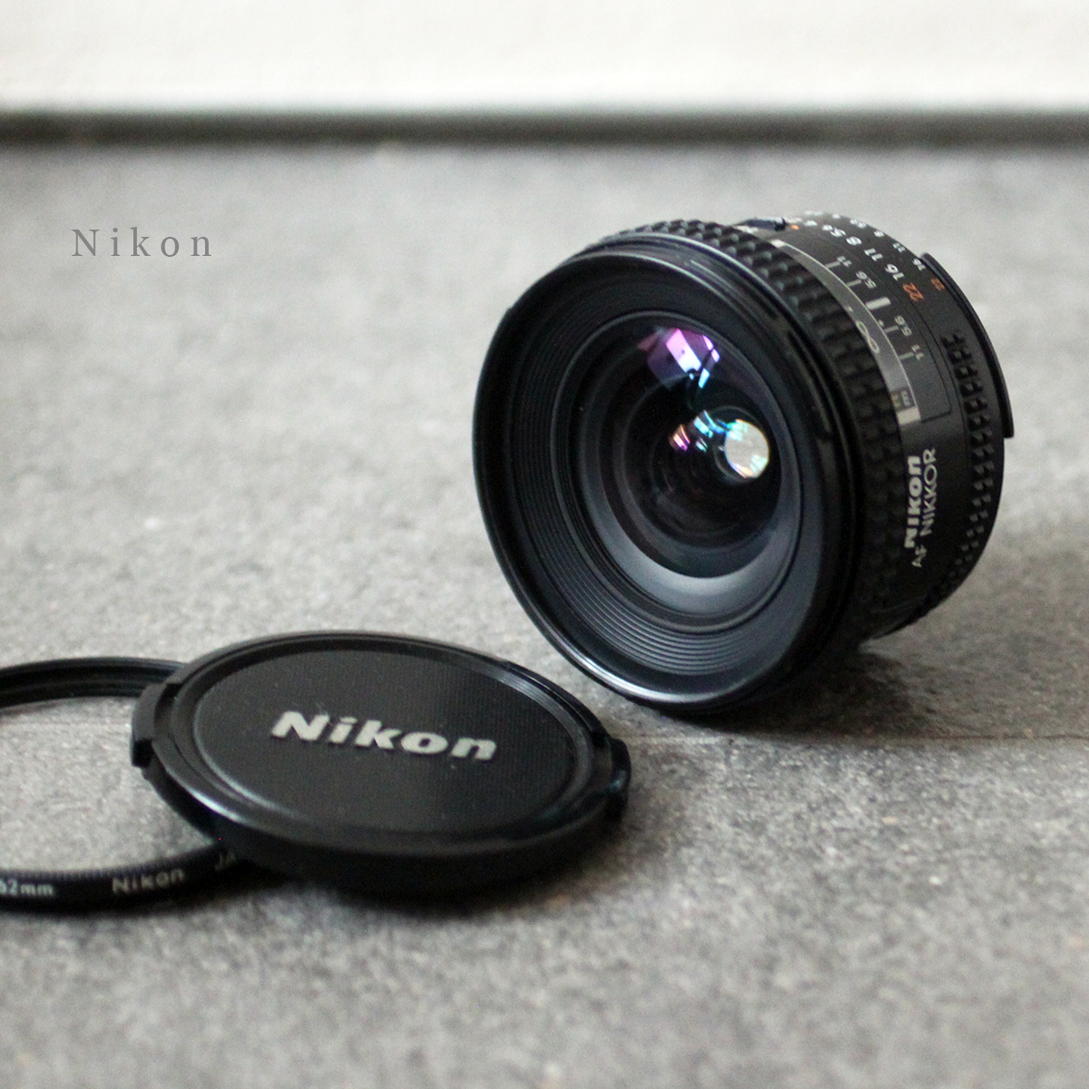 美品 ニコン Nikon AF NIKKOR 20mm F 2.8 単焦点 広角 レンズ Fマウント 一眼 レフ 交換レンズ ヴィンテージ ニッコール SLR Camera lens