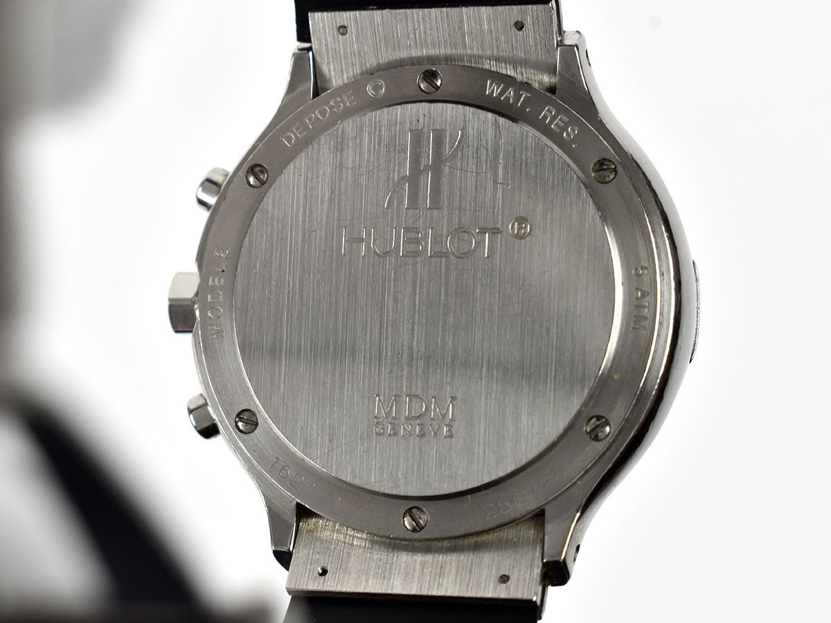 166775◆動作確認済 HUBLOT ウブロ MDM クロノグラフ 腕時計 クォーツ 1621.1 デイト SS ラバー ブラック シルバー メンズ/ D_画像9