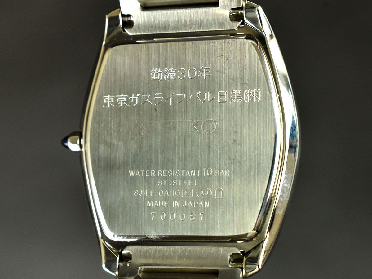 168364◆美品 動作確認済 SEIKO セイコー ドルチェ 腕時計 クォーツ 8J41-0AH0 トノー型 3針 アナログ SS シルバー メンズ/ D_画像9