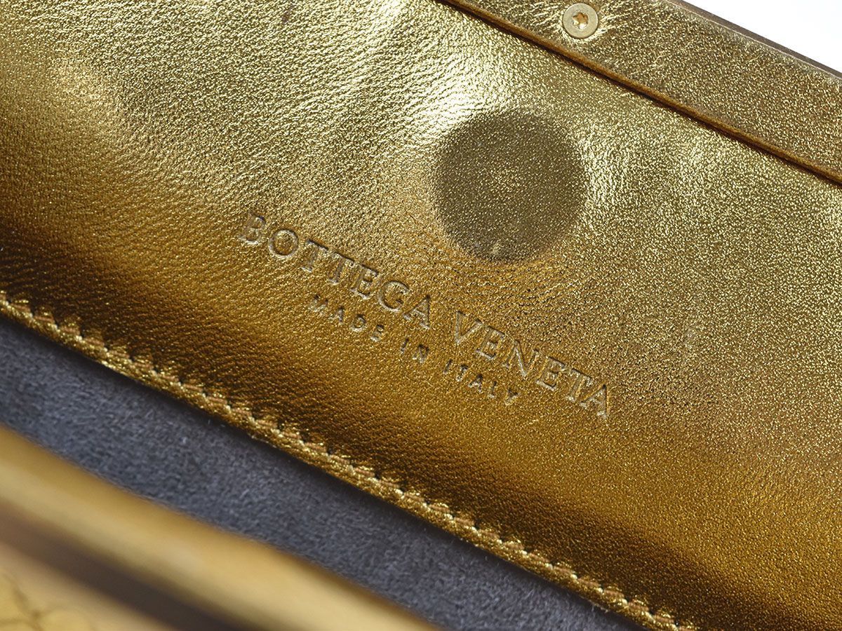 162962☆ BOTTEGA VENETA ボッテガ ヴェネタ クラッチバッグ セカンドバッグ パーティバッグ レザー 革 ゴールド レディース 保存袋/ B_画像7