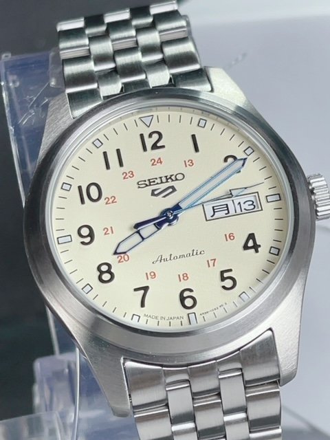 110周年記念 限定モデル 新品 腕時計 SEIKO セイコー セイコー5 スポーツ フィールド スポーツスタイル 自動巻き メカニカル SBSA241_画像5