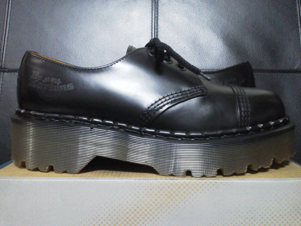 激レア】Dr Martens 英国製 クレイジーボム UK8 厚底 3ホール 黒 激レア】Dr Martens 英国製 クレイジーボム UK8 厚底 3ホール 黒