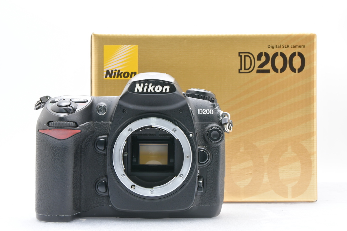 Nikon D200 ボディ ニコン デジタル一眼レフカメラ 充電器 説明書 箱付き_画像1