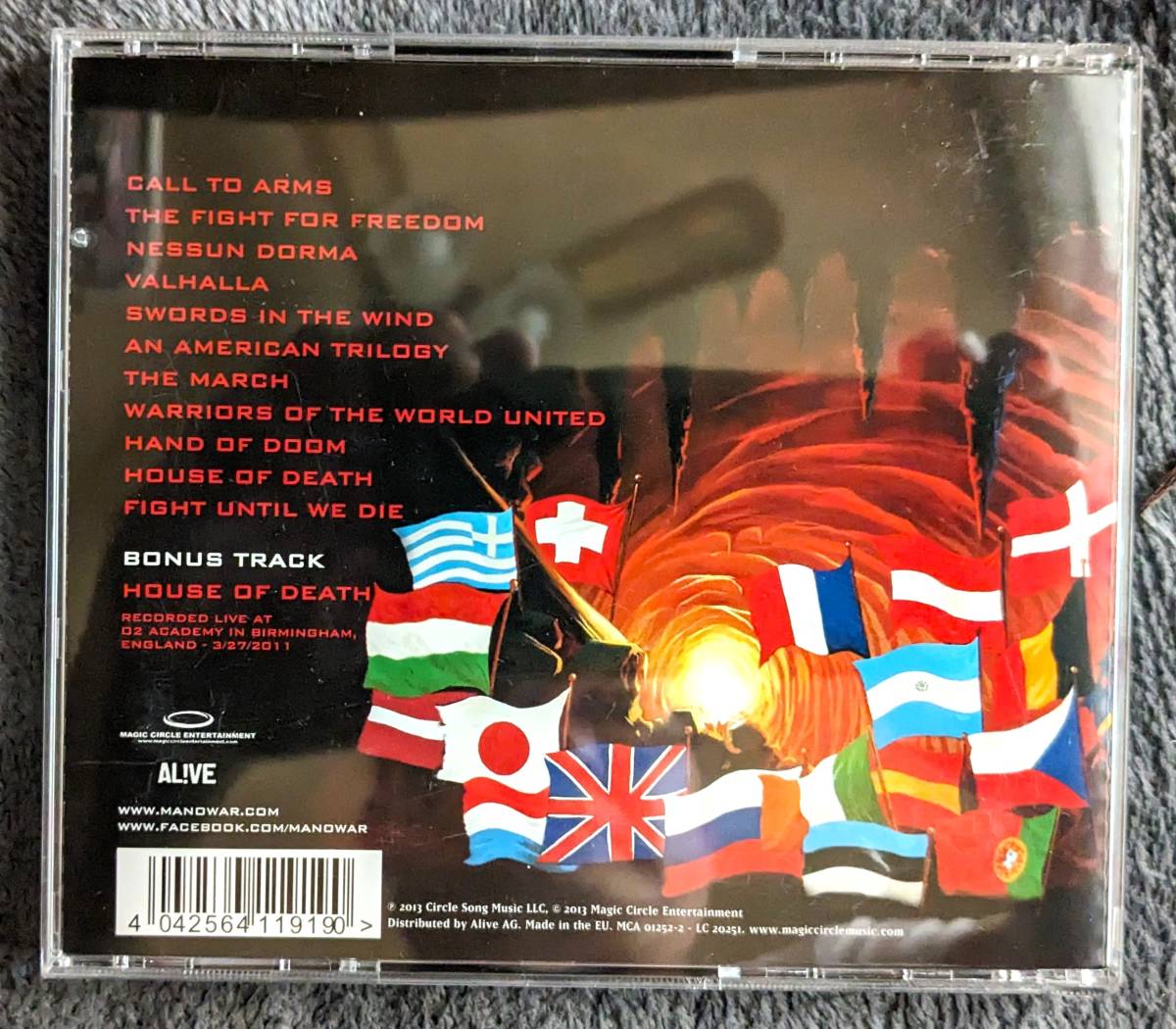 [ including in a package possible ]Warriors Of The World: 10th Anniversary Edition Manowarmano War foreign record 