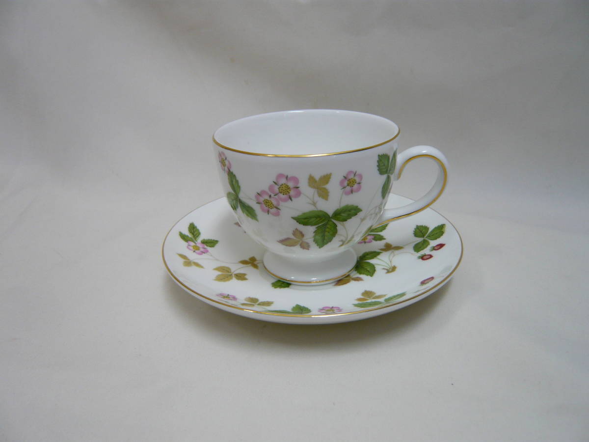 (M39489)ウェッジウッド ワイルドストロベリー WEDGWOOD WILD STRAWBERRY カップアンドソーサー（陶磁器 洋食器 紅茶 ）_画像1