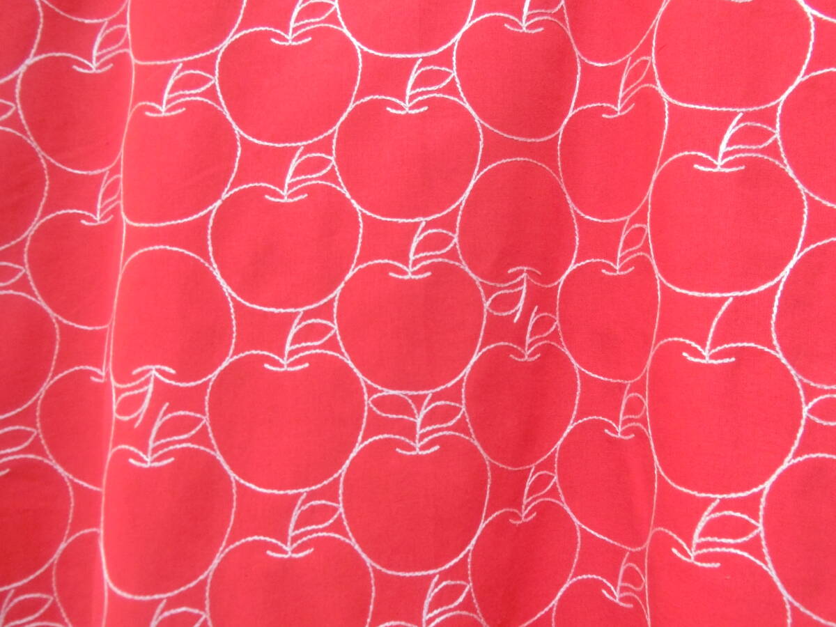 赤いりんご刺繍 ゆったりワンピース* ハンドメイド *北欧*ナチュラル222の画像5