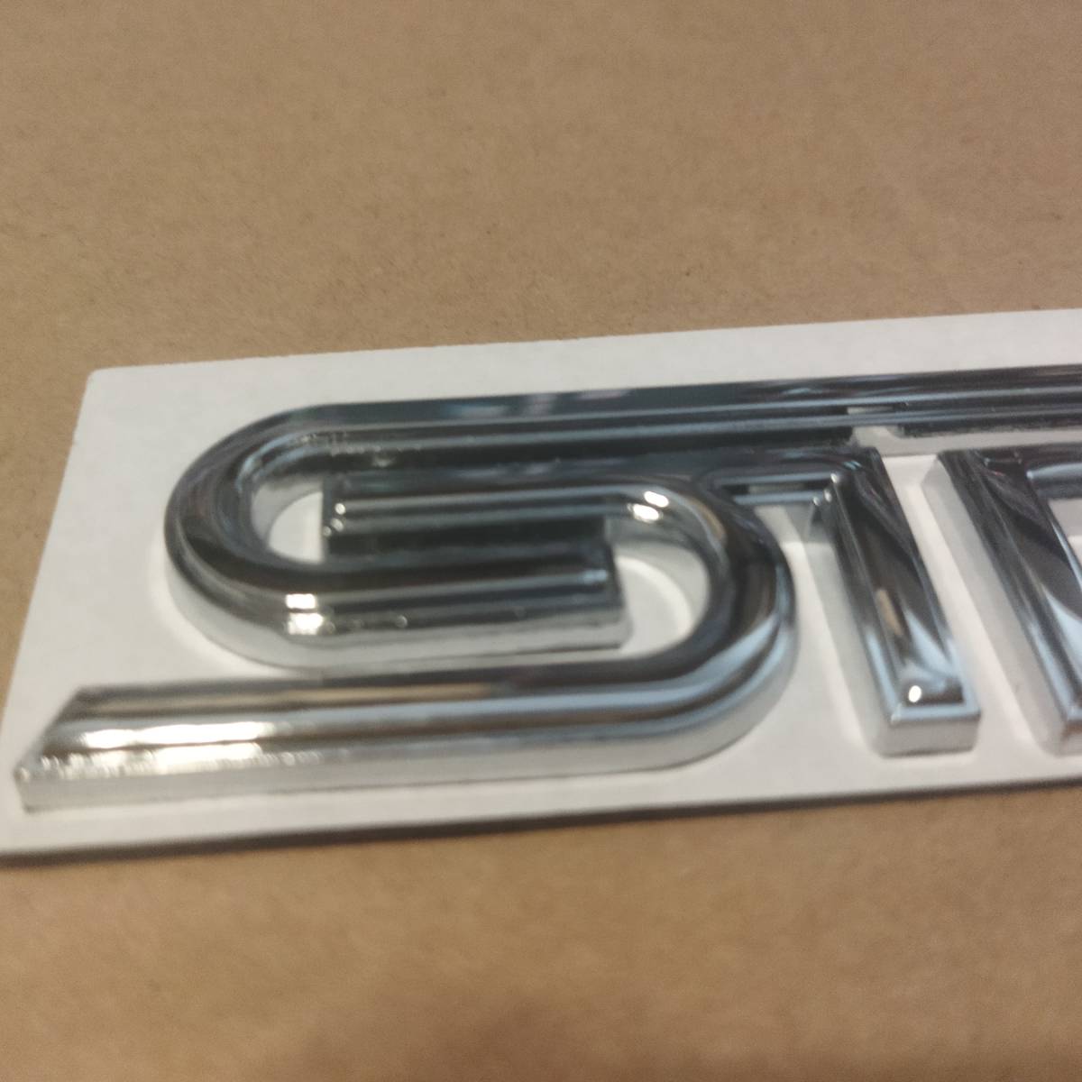 [ бесплатная доставка ]STI эмблема металлизированный серебряный ширина 11cm× длина 4cm× толщина 5mm ② Subaru SUBARU металлический 