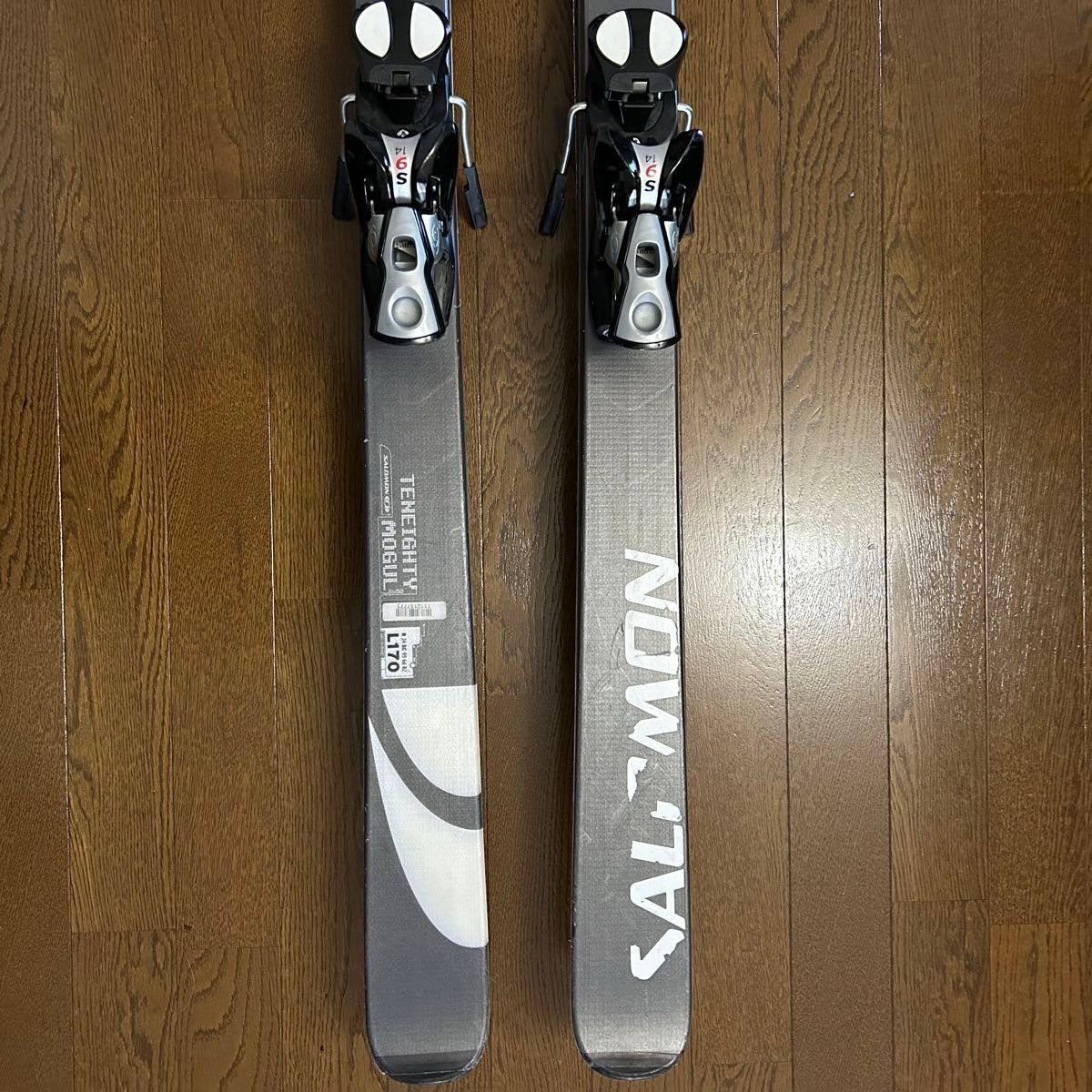 スキー板 SALOMON 1080 TENEIGHTY MOGUL 170cm サロモン 1080 スキー板 SALOMON 1080 TENEIGHTY MOGUL 170cm サロモン 1080