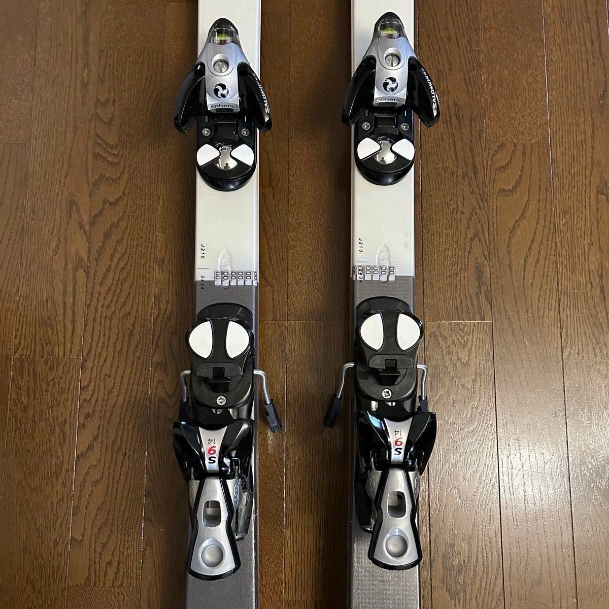 スキー板 SALOMON 1080 TENEIGHTY MOGUL 170cm サロモン 1080 スキー板 SALOMON 1080 TENEIGHTY MOGUL 170cm サロモン 1080