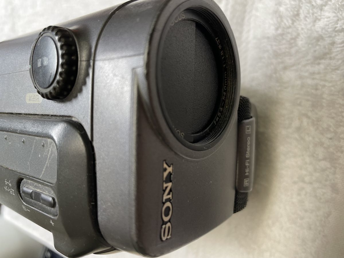 SONY video Hi8 Handycam CCD-TR3の画像5