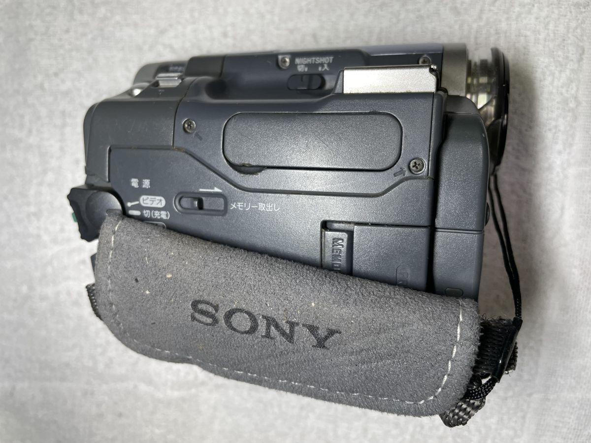 SONY Mini DV Digital Handycam DCR-TRV22_画像2
