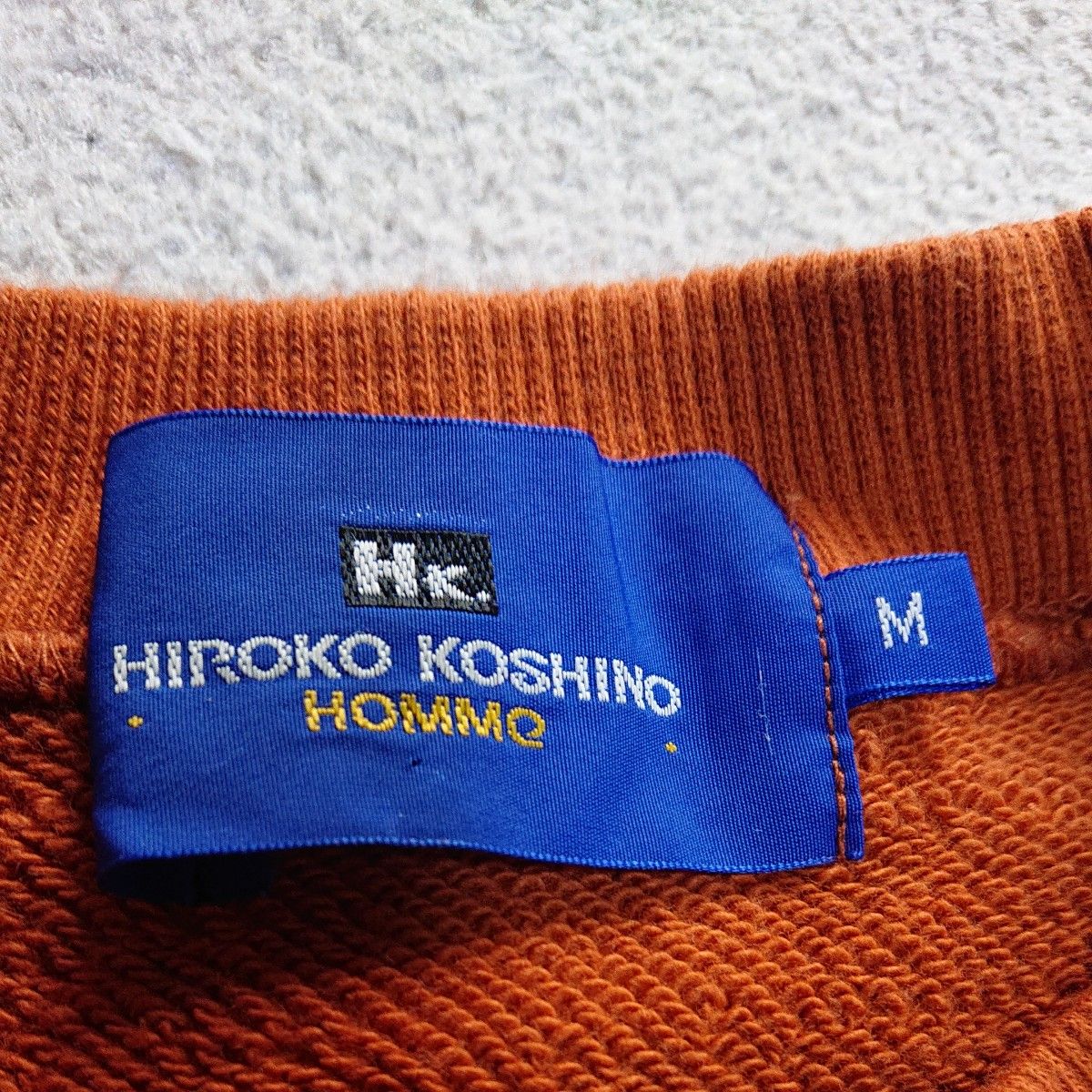 size M HIROKO KOSHINO トレーナー ロゴ刺繍