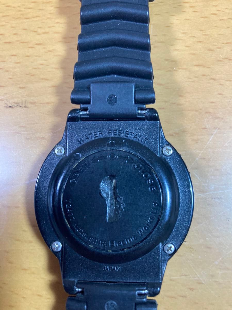 希少National TG477 ブラック 腕時計クオーツ デジタル 振動式アラーム、サッカー主審必携ナショナル電池切れ