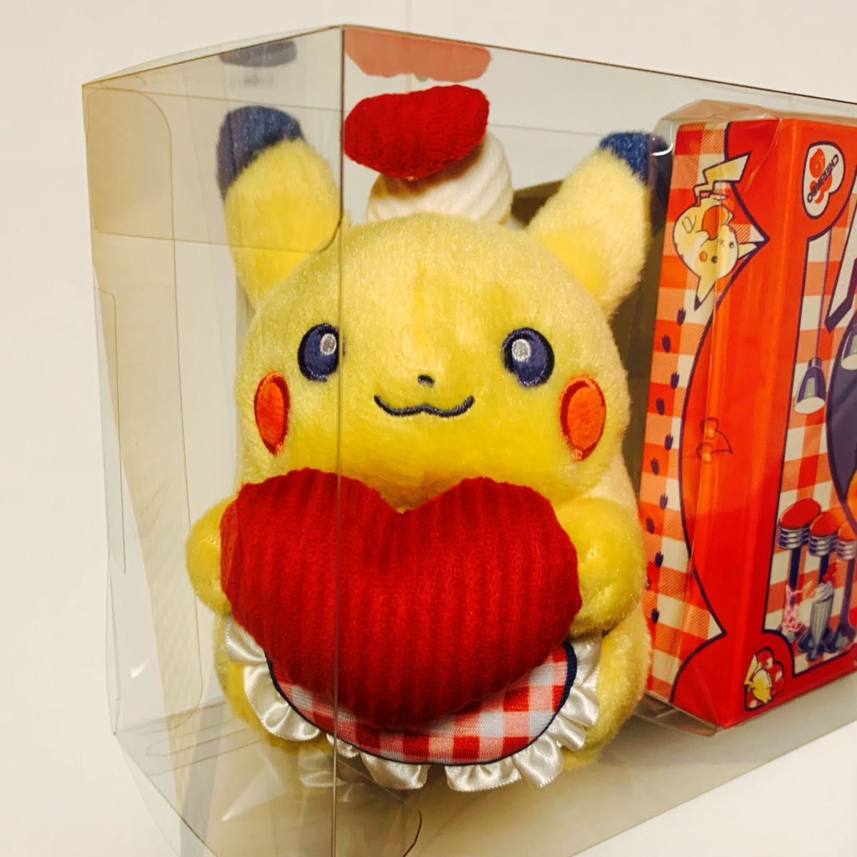 モロゾフ ピカチュウ ぬいぐるみ 未開封 ポケモンセンター限定 ぬいぐるみ付き モロゾフ アソートチョコ