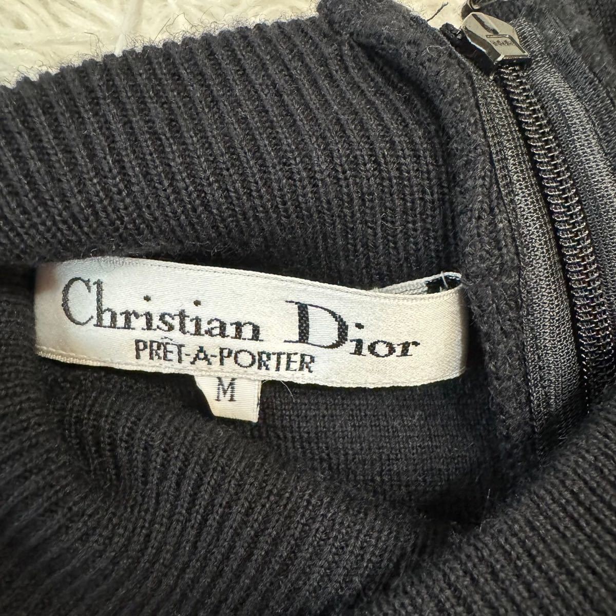 クリスチャンディオール　DIOR ニットワンピース　ビジュー　ゴールドパイピング　Mサイズ　レディース　即決_画像4