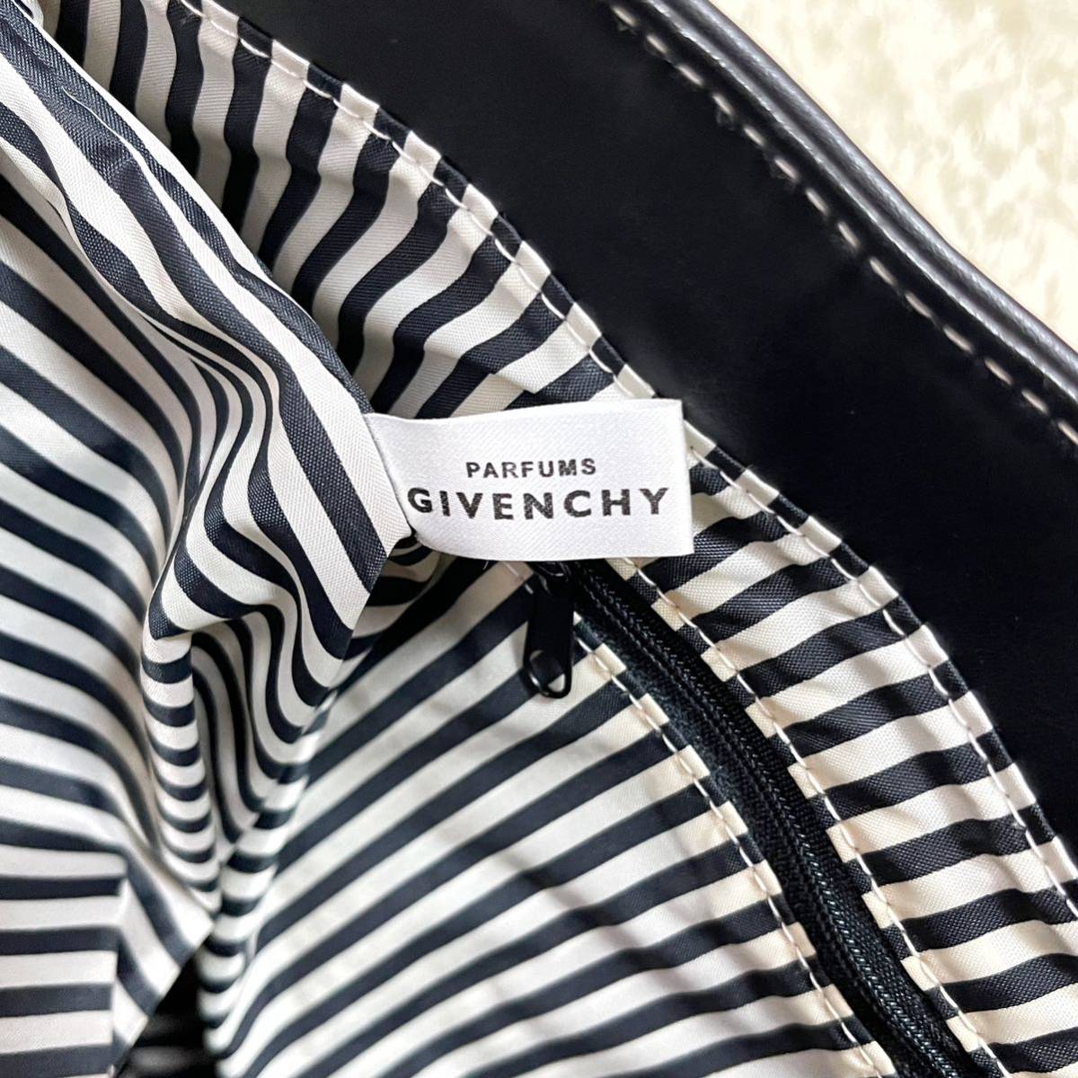 《未使用》ジバンシー トートバッグ ロゴ型押し 肩掛け GIVENCHY ジバンシイ ショルダーバッグ ビジネスバッグ レザー ブラック 黒 メンズ _画像10