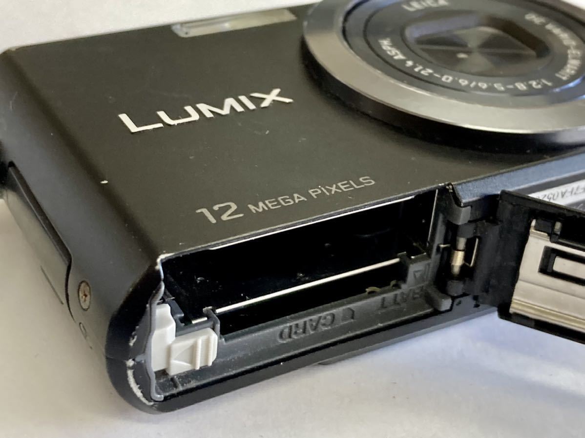 TH 2個セット Panasonic LUMIX ルミックス コンパクトデジタルカメラ DMC-DX01 / DMC-FX100 白 黒 デジカメ 動作未確認 ジャンク_画像8