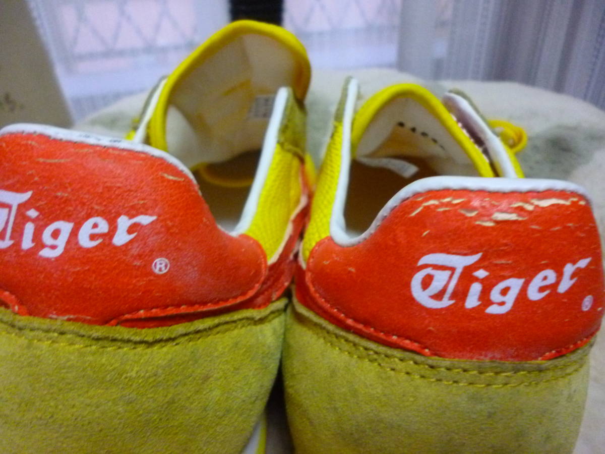 即決・送料込◆Onitsuka Tiger オニツカタイガー◆難あり未使用・エンデュロー 復刻モデル TFW001◆黄×オレンジ US7.5(26cm)やや小さ目_画像9