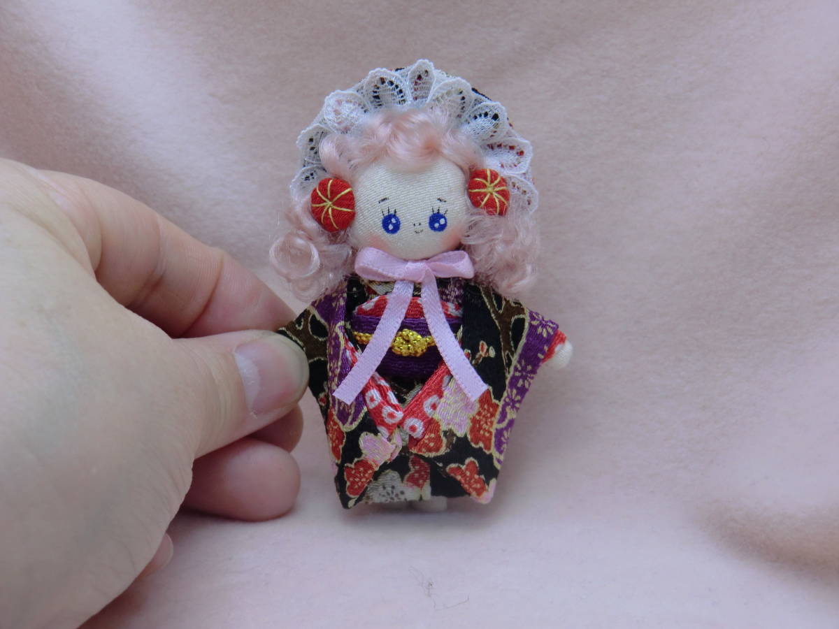 昭和レトロ風文化人形　　着物　　ミニチュアドール　　手作り　ブライスの人形　　リカちゃんの人形　　_画像6