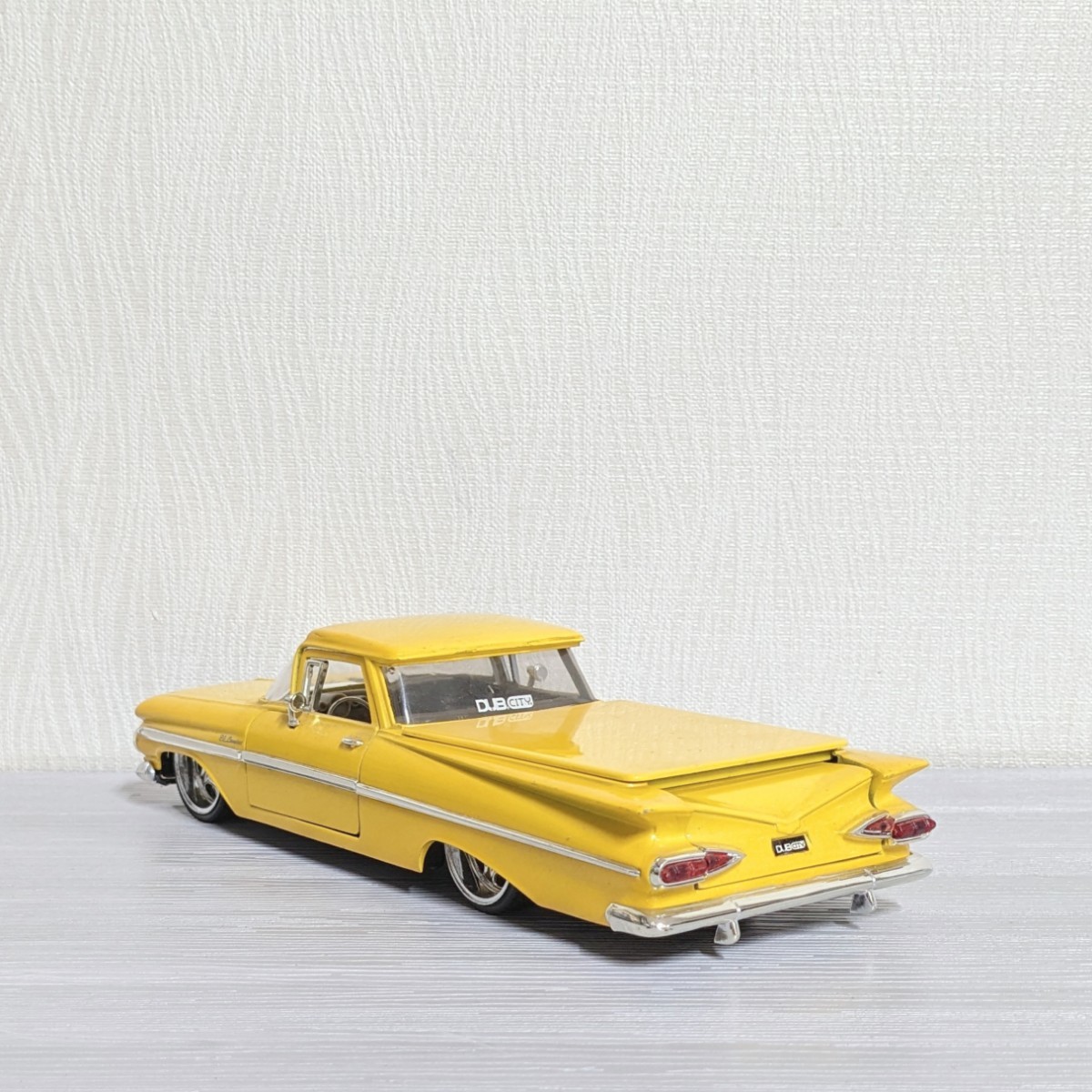 Jada 1/24 シボレー エルカミーノ 1959 CHEVROLET El Camino ローライダー カスタム アメ車 ダイキャスト ミニカー_画像3