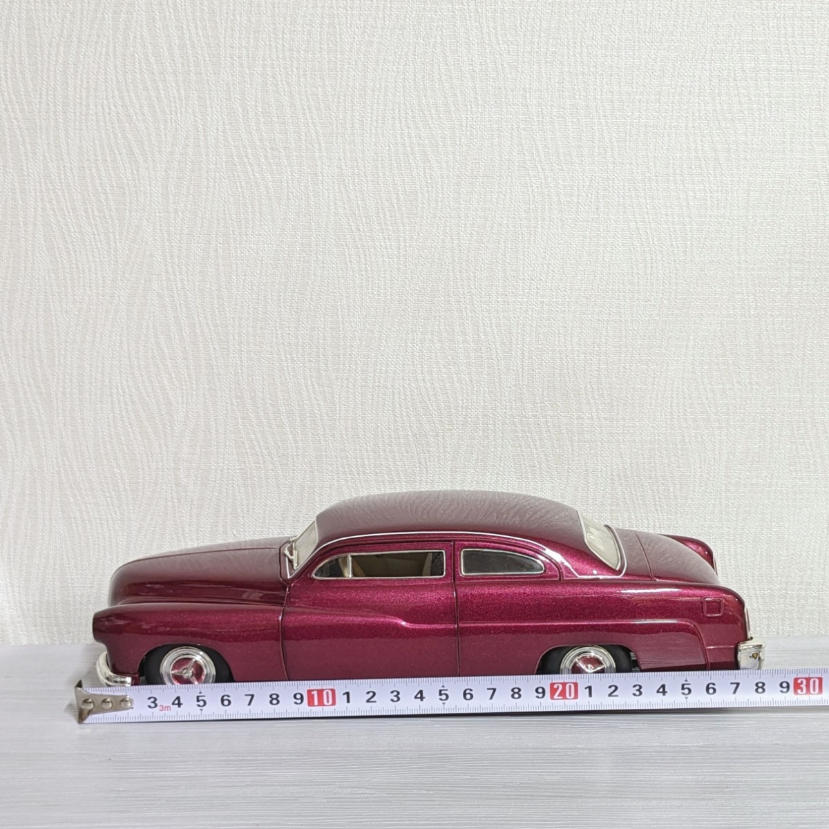 1/18 マーキュリー 1951 Mercury ダイキャスト ミニカー 完成品 旧車 クラシック アメ車 アメリカン 雑貨 _画像8