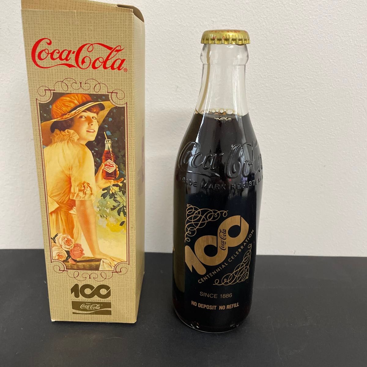 コカコーラ100年記念ボトル非売品