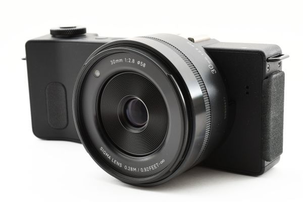 動作確認済 Sigma DP2 Quattro Lens 30mm F2.8 Compact Digital Camera コンパクトデジタルカメラ デジカメ コンデジ シグマ 充電器付 #615の画像2