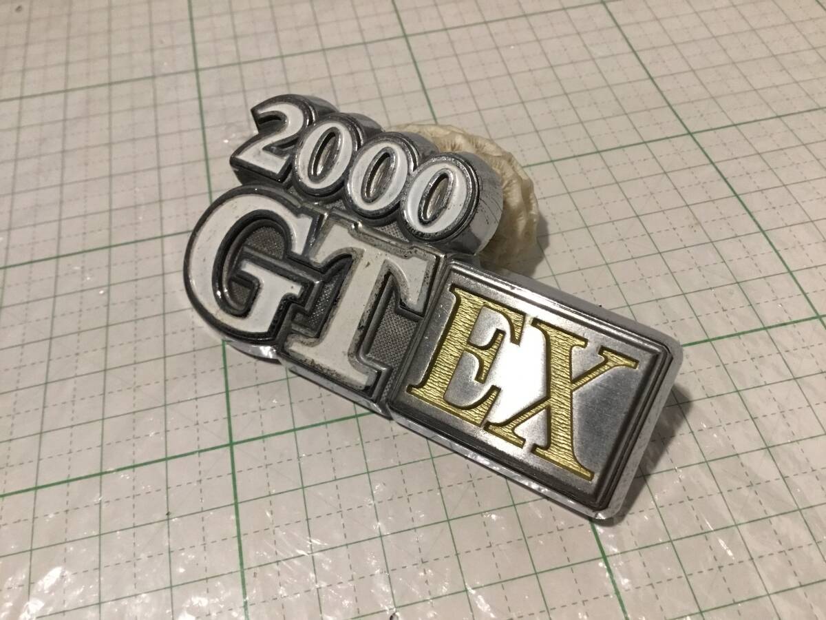 Nissan datsun skyline C210 C110 スカイライン ジャパン 2000GT EX emblem badge mark ornament ケンメリ_画像2