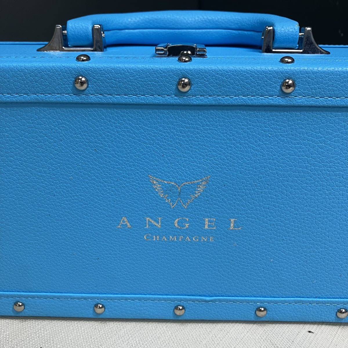 ANGEL CHAMPAGNE エンジェルシャンパン 空箱 青 横35.5×縦12.2×高さ13.5cm_画像2
