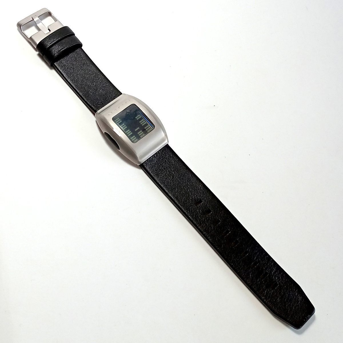 【neo44】新品 ネオログ NEOLOG A-24 Ⅱ CLASSIC LEATHER デジタル腕時計 クラシックレザー 黒本皮ベルト シルバー×ブラック SWHD-002-50_画像2